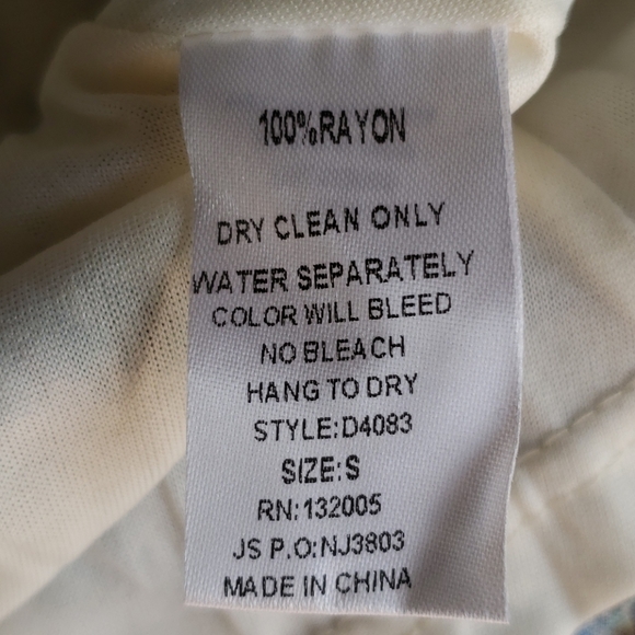 NWT ENTRO Halter Dress - Picture 5 of 9